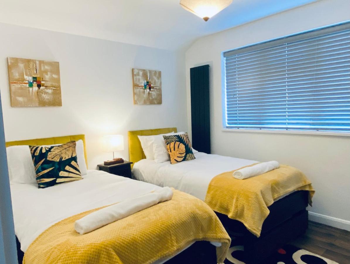 5 Bedroom Bungalow Ascot Racecourse Eksteriør bilde